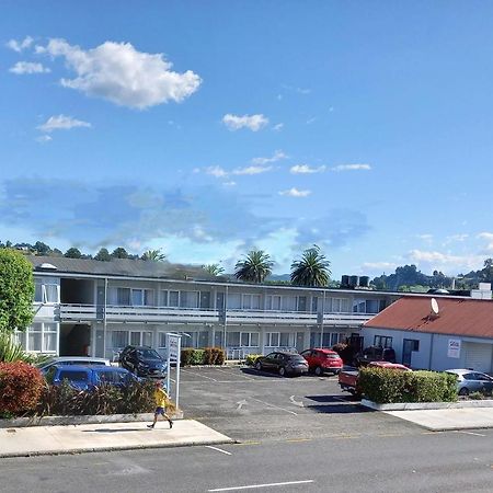 טאומרנוי Alexander Motel מראה חיצוני תמונה