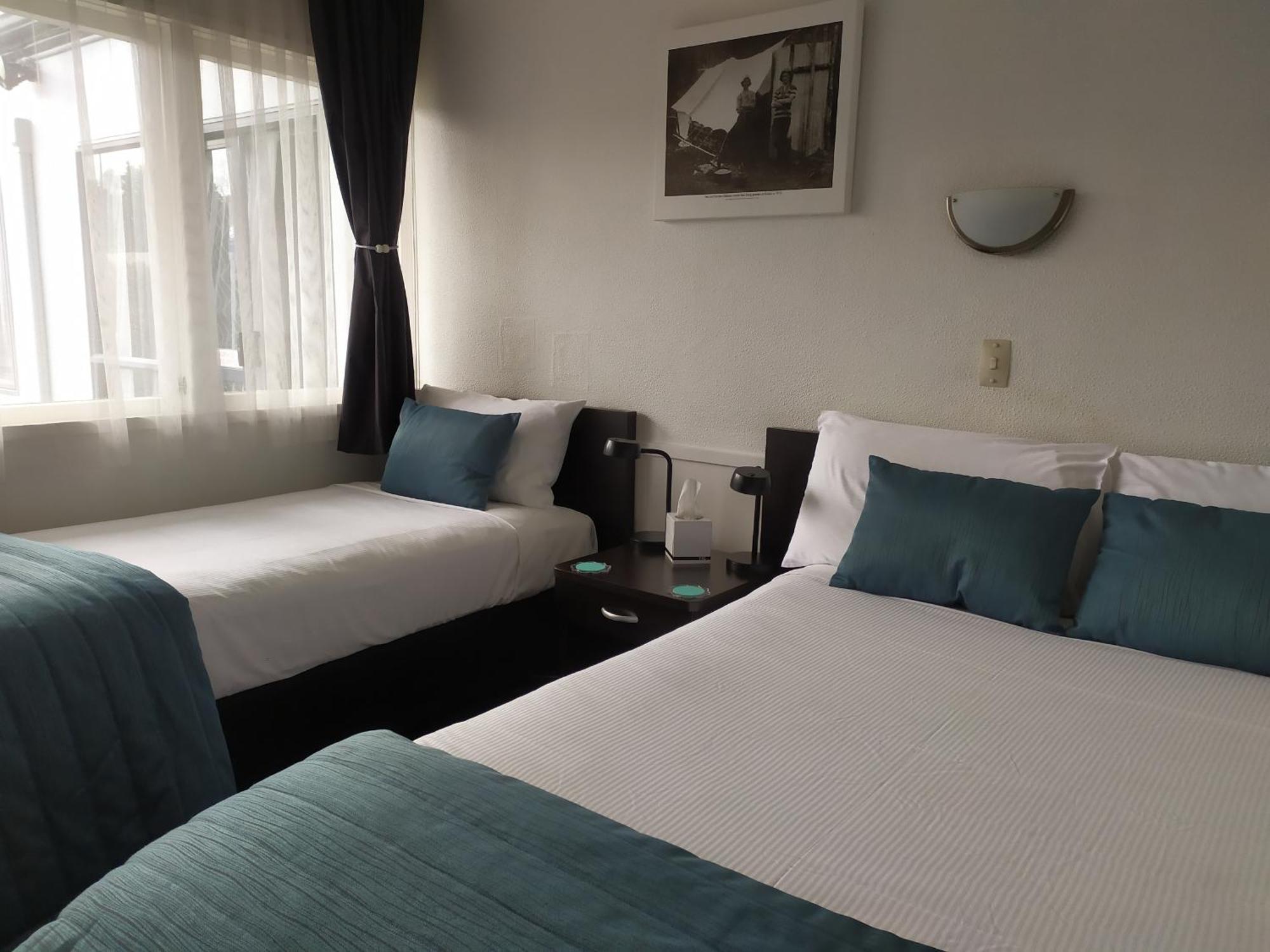 טאומרנוי Alexander Motel מראה חיצוני תמונה