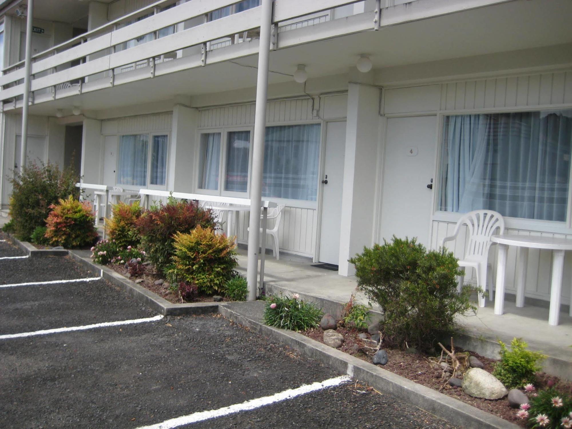 טאומרנוי Alexander Motel מראה חיצוני תמונה