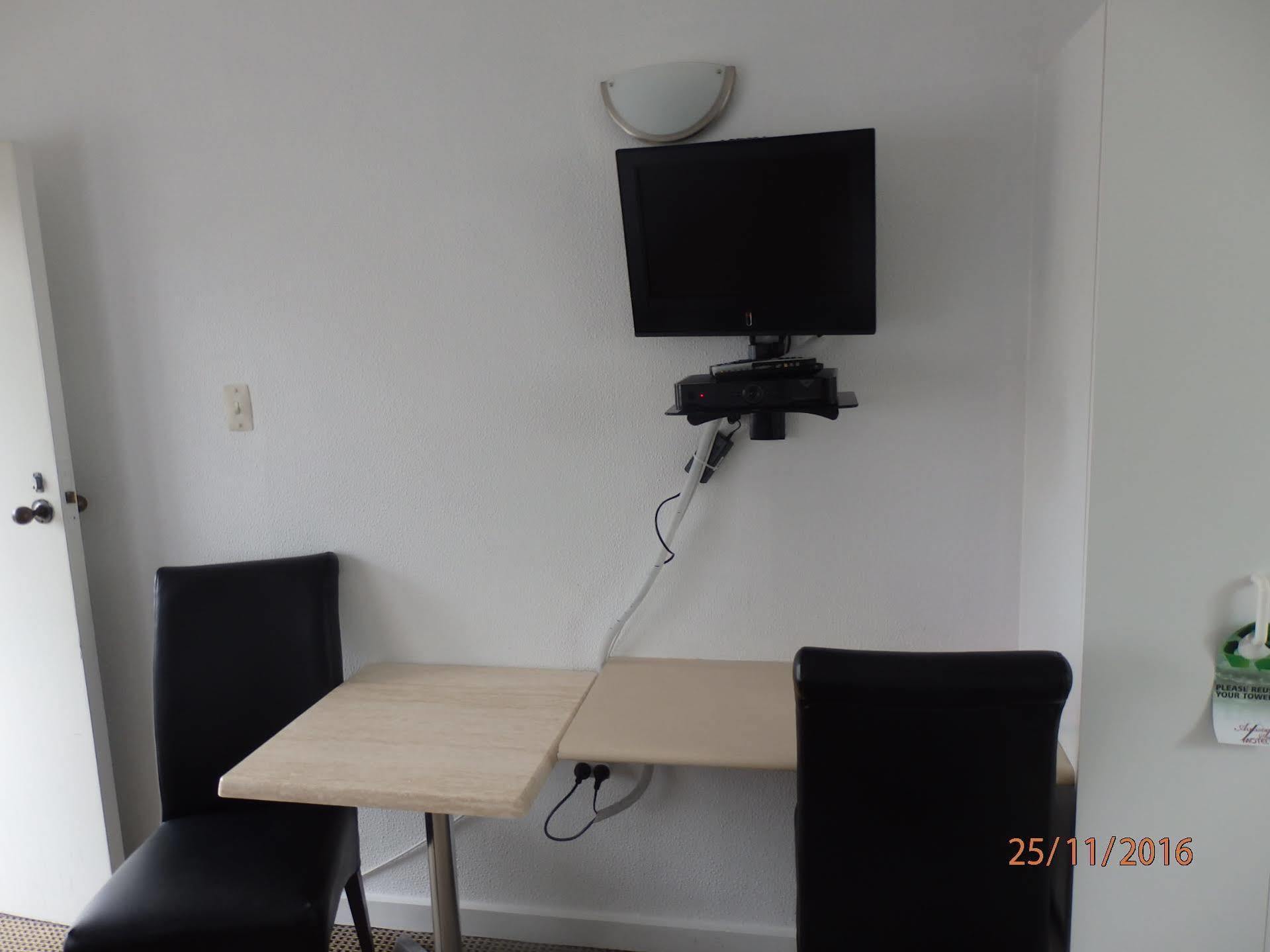 טאומרנוי Alexander Motel מראה חיצוני תמונה